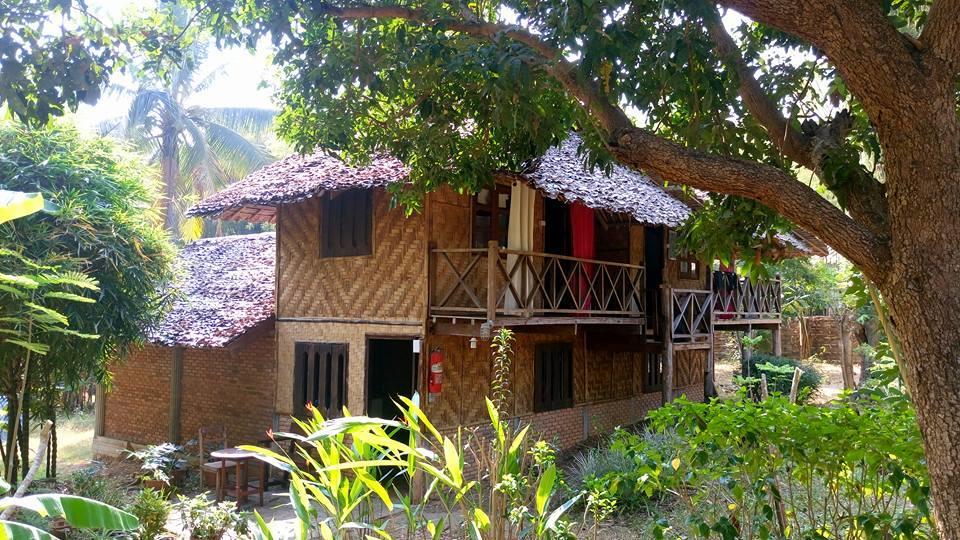 Готель Sang Tong Huts Мехонгсон Екстер'єр фото