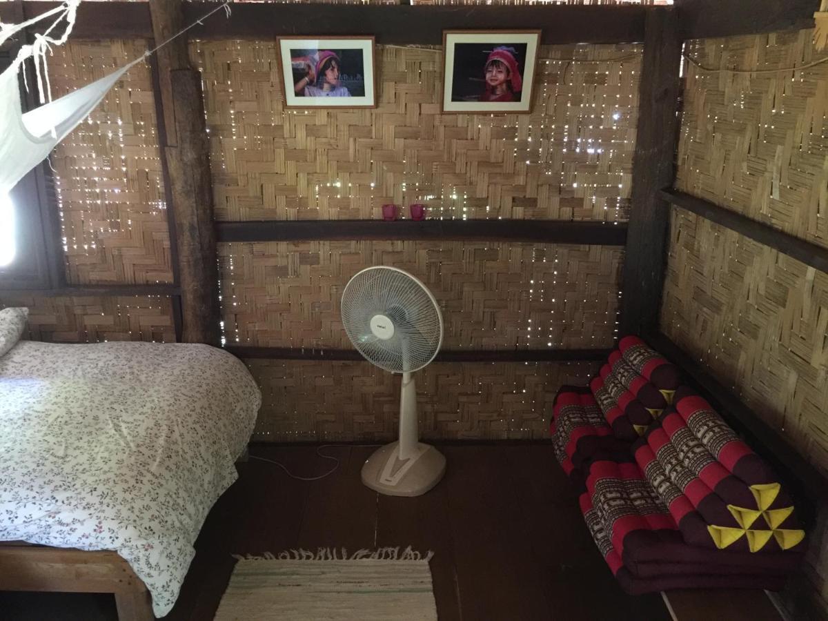 Готель Sang Tong Huts Мехонгсон Екстер'єр фото