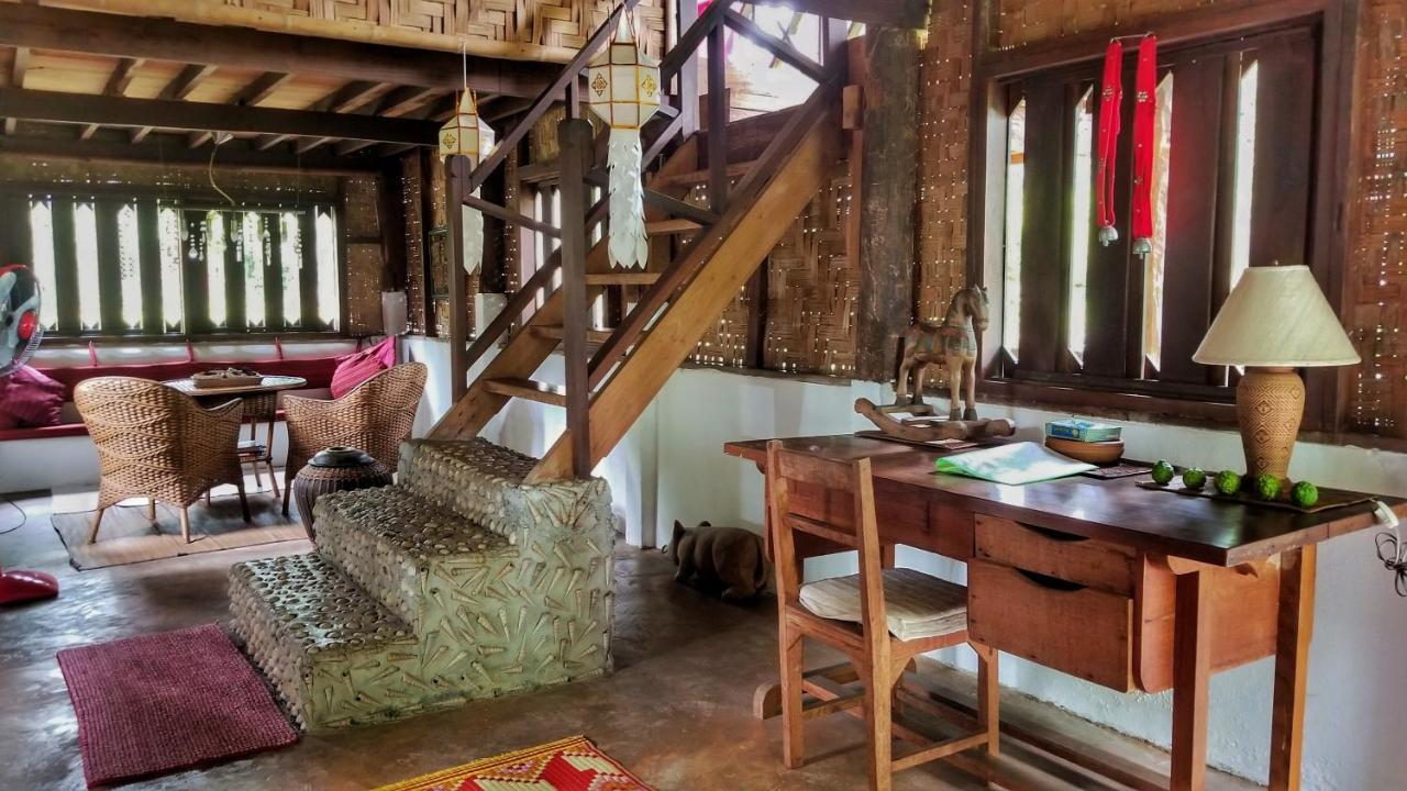 Готель Sang Tong Huts Мехонгсон Екстер'єр фото